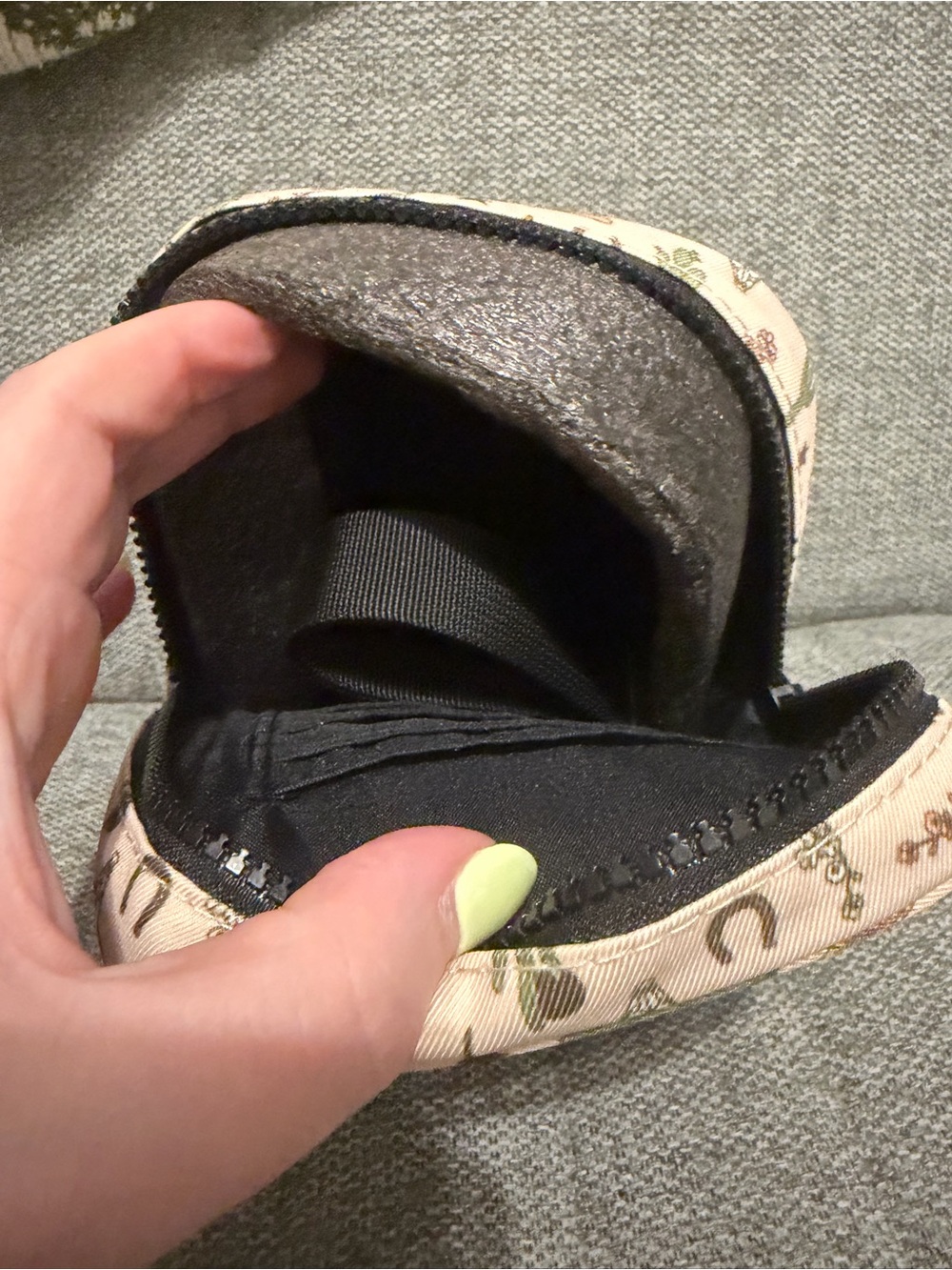 NWT Brixley Yeehaw Crossbody Sling Bag - Picture 3 of 4